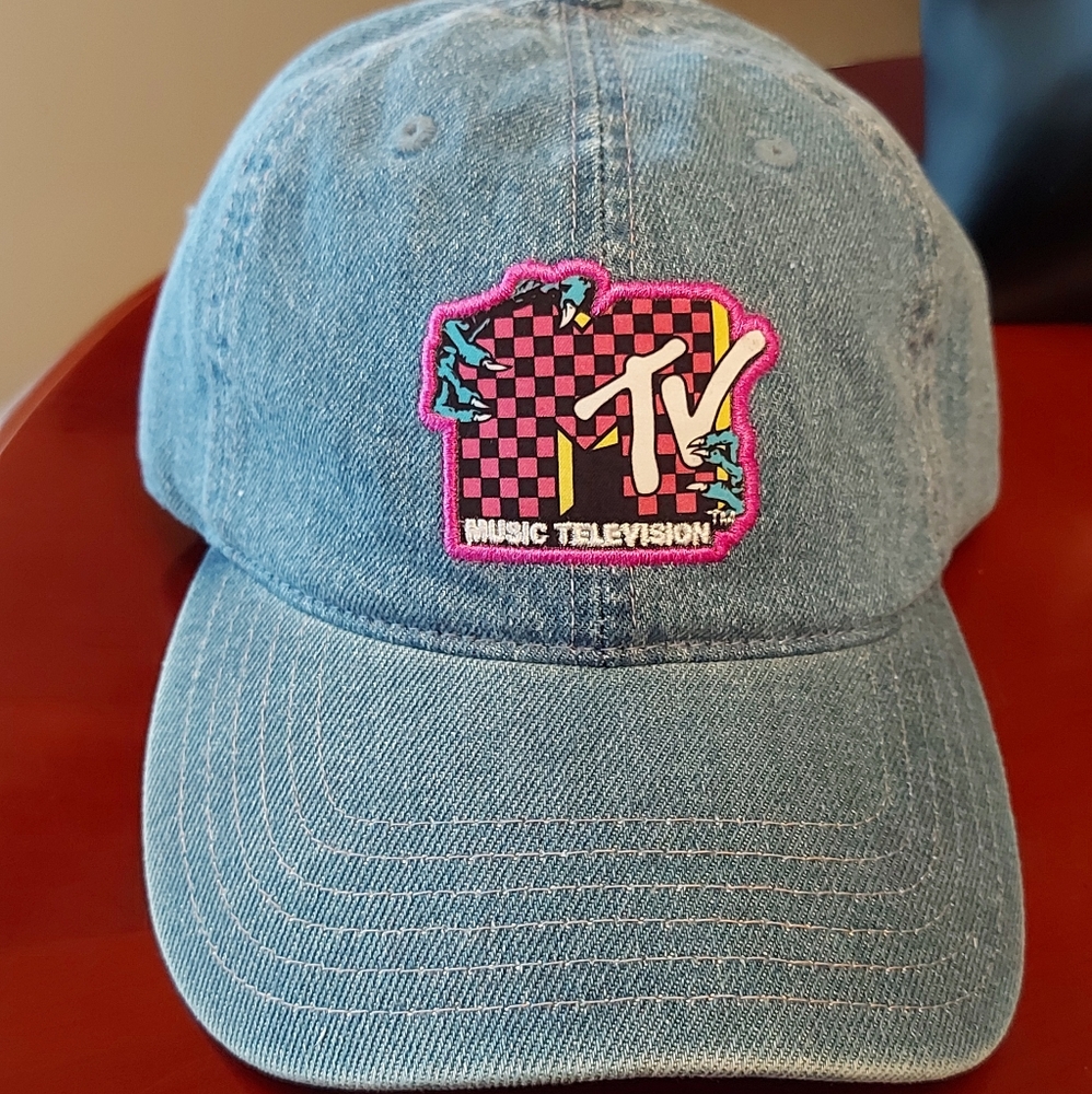 MTV embroidered hat NWT